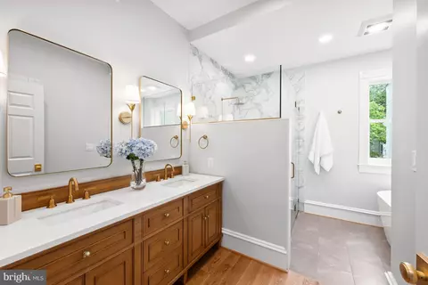Bath - 3307 O St NW, Washington, DC 20007 photo 2 of 8