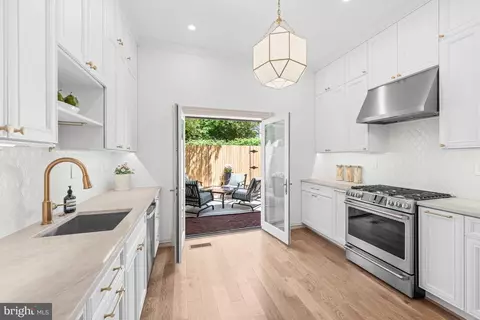 Kitchen - 3307 O St NW, Washington, DC 20007 photo 3 of 5