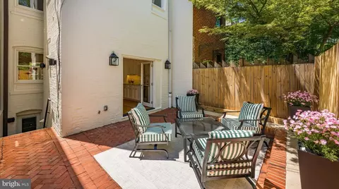 Exterior - 3307 O St NW, Washington, DC 20007 photo 3 of 5
