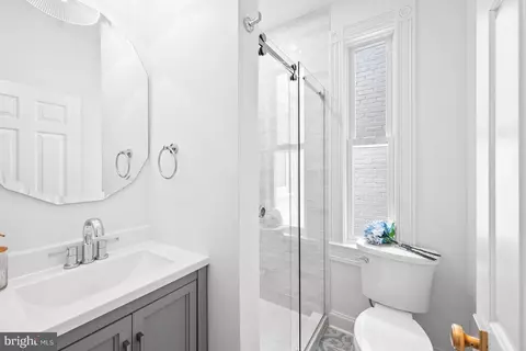 Bath - 3307 O St NW, Washington, DC 20007 photo 5 of 8