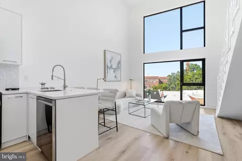 4328 Georgia Ave NW #401, Washington, DC 20011