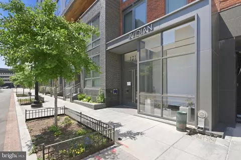 1211 Van St SE #1007, Washington, DC 20003