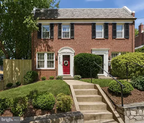5043 Dana Pl NW, Washington, DC 20016