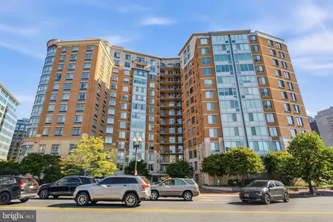 555 Massachusetts Ave NW #1302, Washington, DC 20001