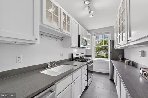 Kitchen - 2410 20th St NW #210, Washington, DC 20009 photo 1 of 2