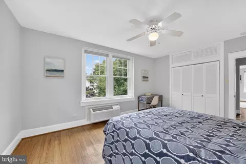 Bedroom - 2410 20th St NW #210, Washington, DC 20009 photo 2 of 5