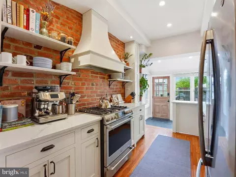 1349 Otis Pl NW, Washington, DC 20010