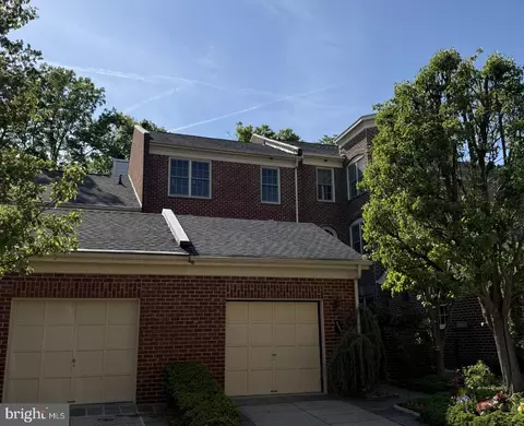 3928 Highwood Ct NW, Washington, DC 20007