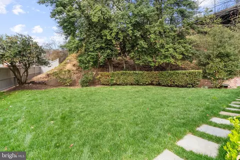 Exterior - 2618 30th St NW, Washington, DC 20008 photo 3 of 4