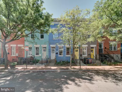 28 Hanover Pl NW, Washington, DC 20001