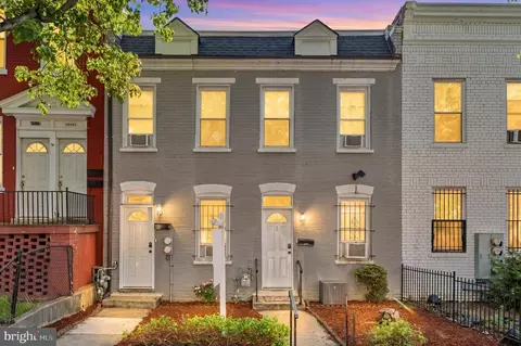 2015 4th St NE, Washington, DC 20002