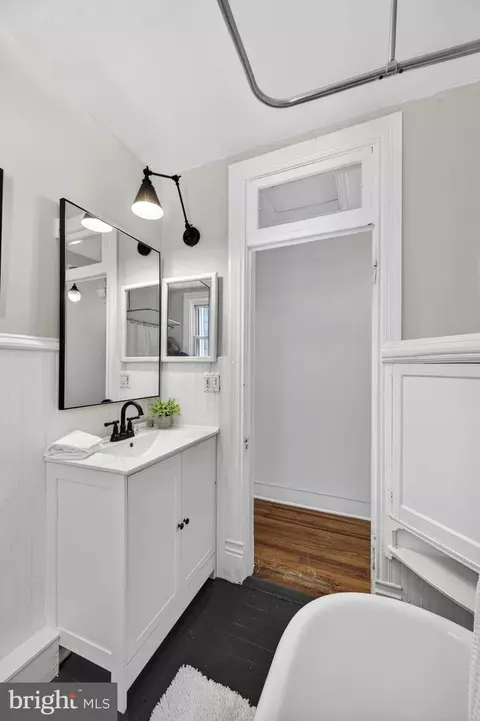 Bath - 323 13th St SE, Washington, DC 20003 photo 5 of 6