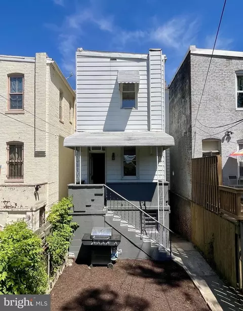Other - 323 13th St SE, Washington, DC 20003 photo 8 of 16