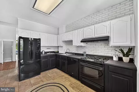 Kitchen - 323 13th St SE, Washington, DC 20003 photo 1 of 2