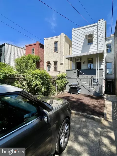 Exterior - 323 13th St SE, Washington, DC 20003 photo 7 of 7