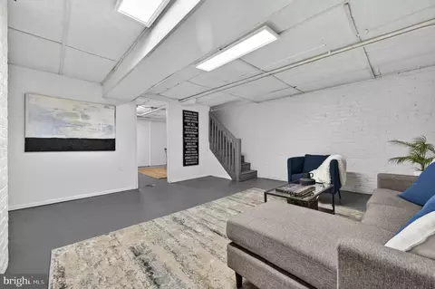 Other - 323 13th St SE, Washington, DC 20003 photo 13 of 16
