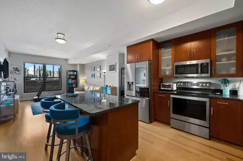 910 M St NW #1006, Washington, DC 20001