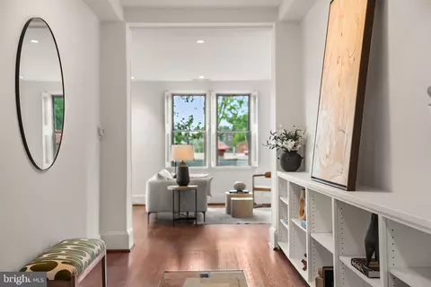 Entry Way - 2129 Florida Ave NW #404, Washington, DC 20008 photo 3 of 4