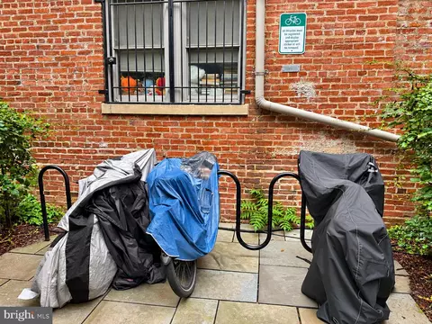 Exterior - 2129 Florida Ave NW #404, Washington, DC 20008 photo 6 of 11
