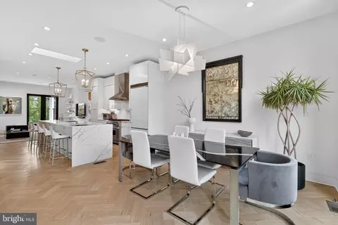 Dining - 1712 15th St NW #3, Washington, DC 20009 photo 1 of 2