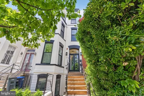 Exterior - 1712 15th St NW #3, Washington, DC 20009 photo 1 of 4