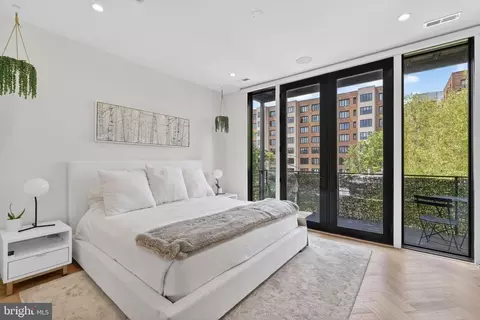 Bedroom - 1712 15th St NW #3, Washington, DC 20009 photo 1 of 4