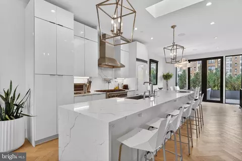 Other - 1712 15th St NW #3, Washington, DC 20009 photo 1 of 4