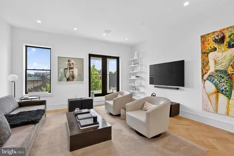 Living - 1712 15th St NW #3, Washington, DC 20009 photo 1 of 1