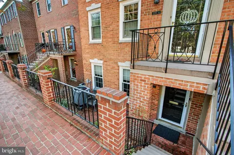 3297 Sutton Pl NW #C, Washington, DC 20016
