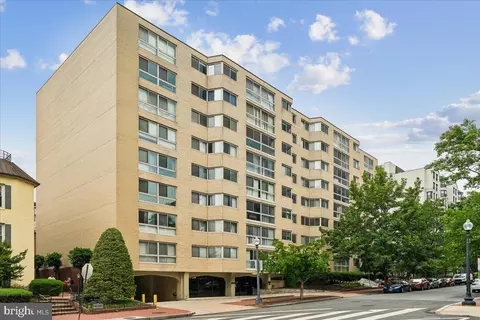 922 24th St NW #415, Washington, DC 20037