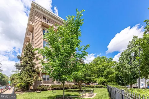 3420 16th St NW #102, Washington, DC 20010