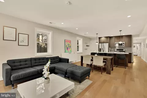 14 T St NE #1, Washington, DC 20002