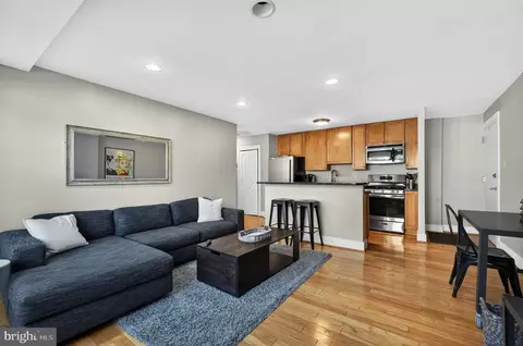 4840 Macarthur Blvd NW #408, Washington, DC 20007
