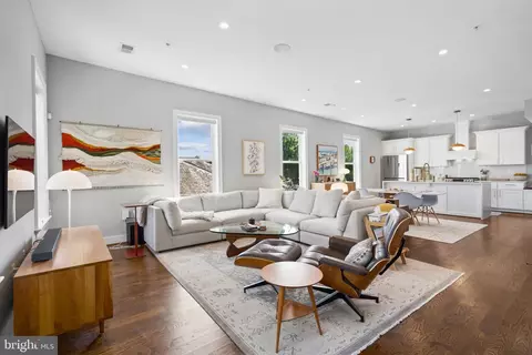5516 14th St NW #5, Washington, DC 20011