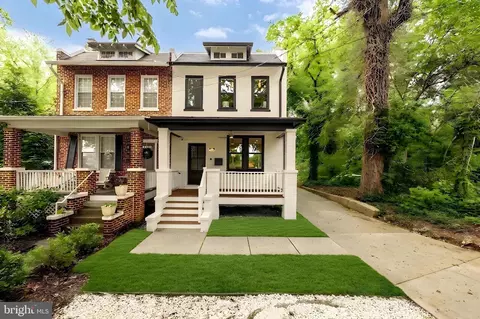 1430 Brentwood Rd NE, Washington, DC 20018