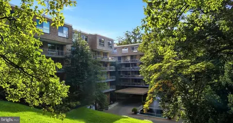 4100 Cathedral Ave NW #617, Washington, DC 20016