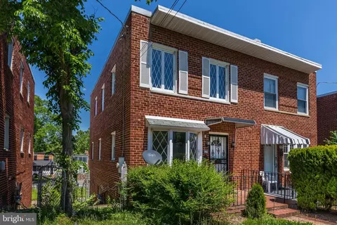 624 Jefferson St NE, Washington, DC 20011