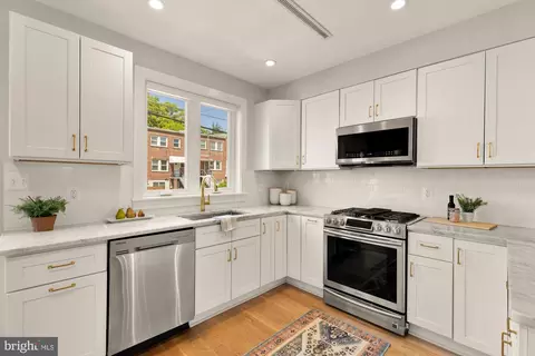 Kitchen - 518 23rd Pl NE, Washington, DC 20002 photo 2 of 5