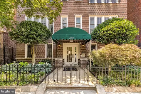 1860 California St NW #401, Washington, DC 20009