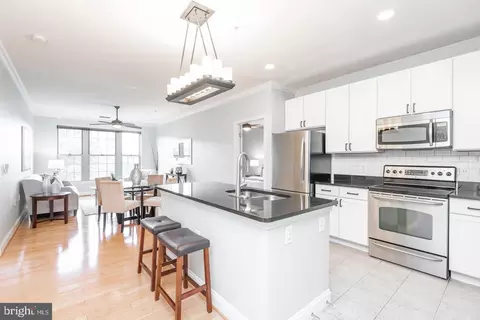 1391 Pennsylvania Ave SE #309, Washington, DC 20003