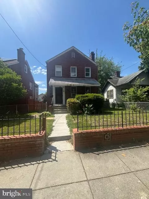 26 Milmarson Pl NW, Washington, DC 20011