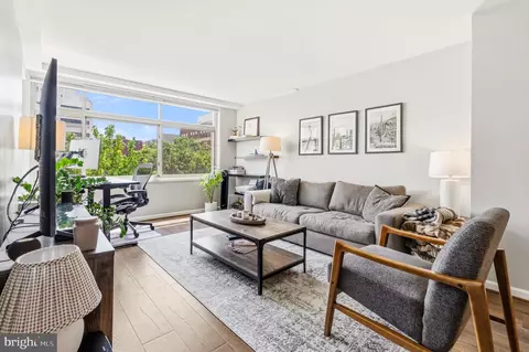 2401 H St NW #505, Washington, DC 20037