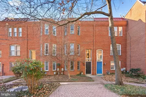 737 3rd St NE, Washington, DC 20002