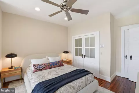 Bedroom - 1609 G St SE, Washington, DC 20003 photo 3 of 10