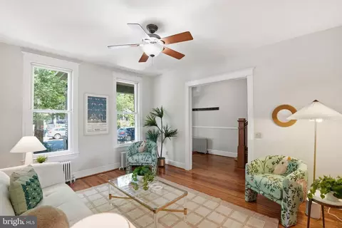 Living - 1609 G St SE, Washington, DC 20003 photo 2 of 4