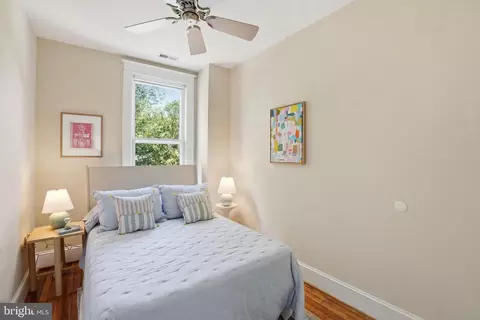 Bedroom - 1609 G St SE, Washington, DC 20003 photo 8 of 10