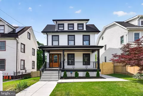 1324 Farragut St NW, Washington, DC 20011