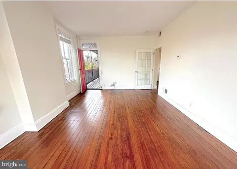 Living - 1133 D St NE, Washington, DC 20002 photo 2 of 3