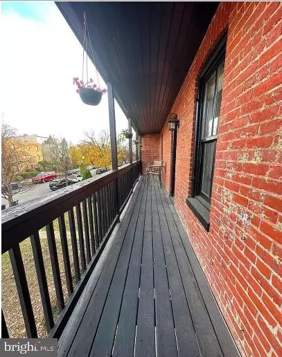 Exterior - 1133 D St NE, Washington, DC 20002 photo 3 of 3