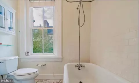Bath - 1133 D St NE, Washington, DC 20002 photo 2 of 2